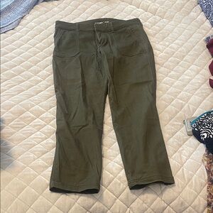 Women’s pixieGreen Pants